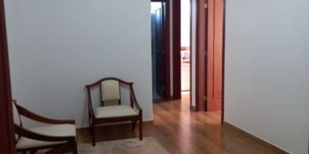 10f8aebe9ef49b17c02d3a09ca5742bb2256d439