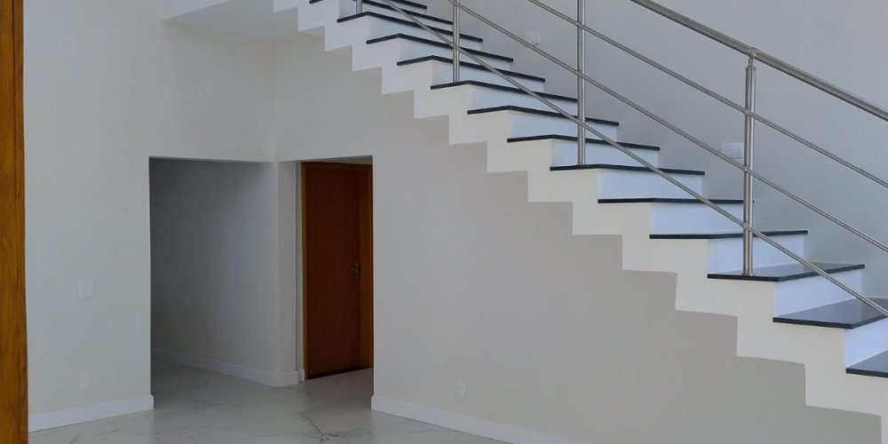 WhatsApp Image 2024-10-14 at 11.17.44 (1)